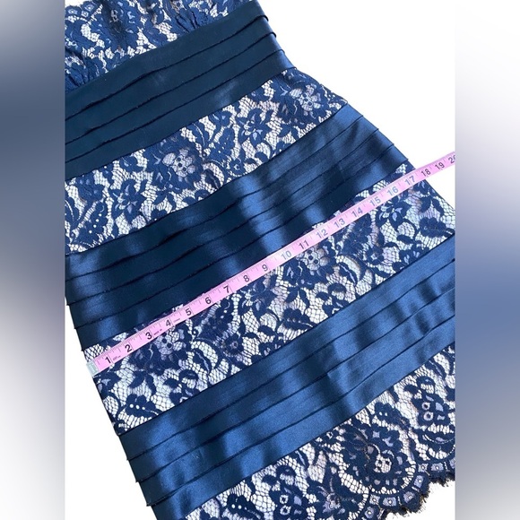BCBGMAXAZRIA Lace Strapless Cocktail Dress Women’s Size 0 - Picture 12 of 16